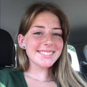 Meet your Posher, Jena